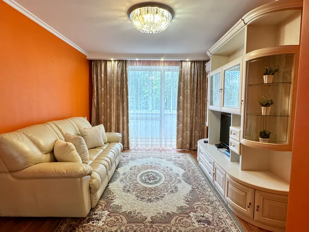 Апартаменты рядом с ДК Авангард