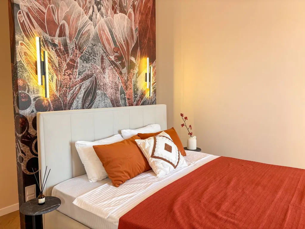 Видовые апартаменты на 21 этаже с панорамным балконом. Пока свободно!