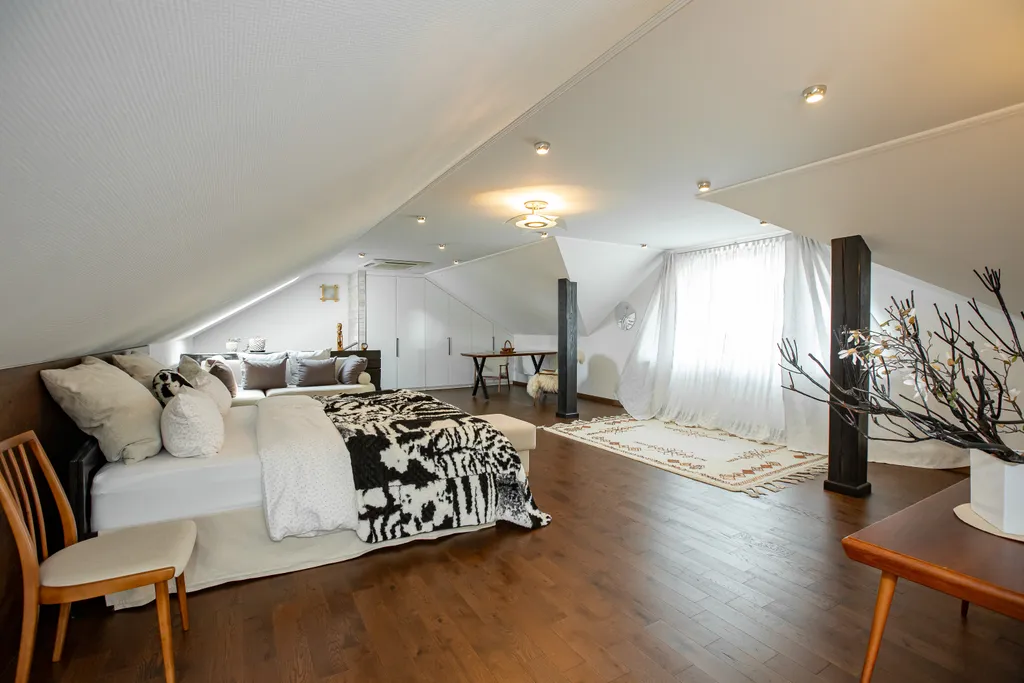 Вилла дзен с ванной спа и террасой с видом на сад