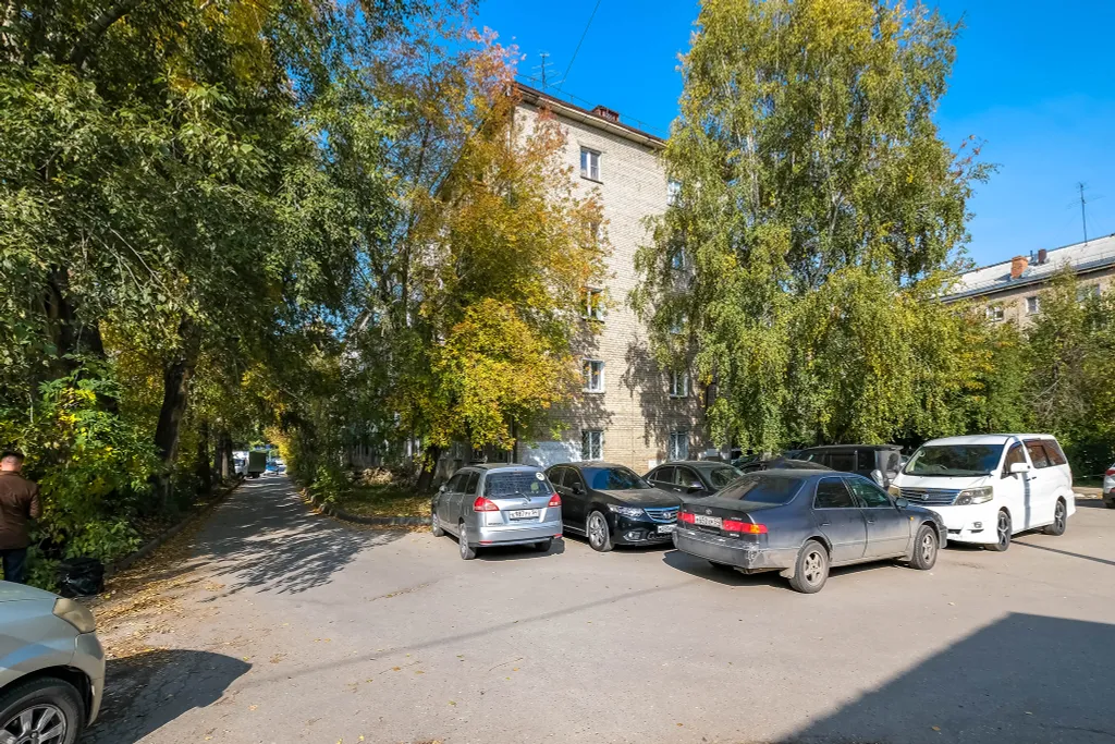 Современная уютная студия рядом с метро Студенческая и ЛДС- Арена