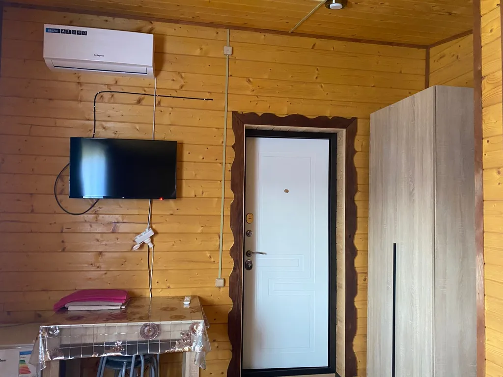 Номер у реки Дах с видом на горы