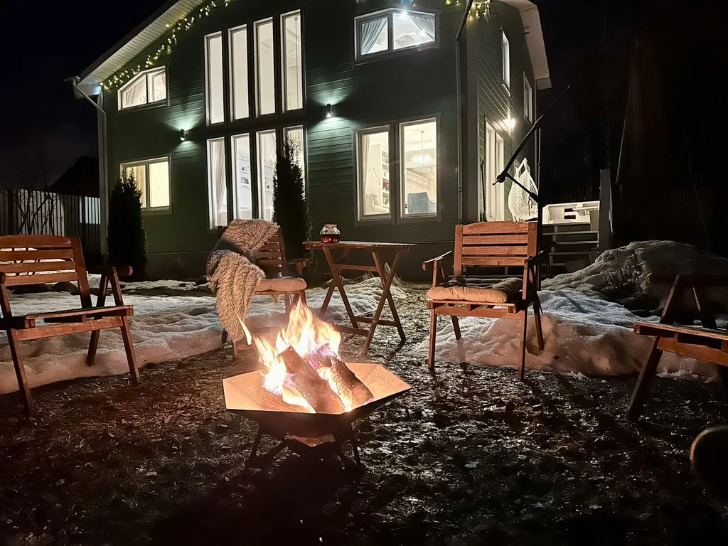 Коттедж MyHomeYourHome дизайнерский дом у леса — Первомайское