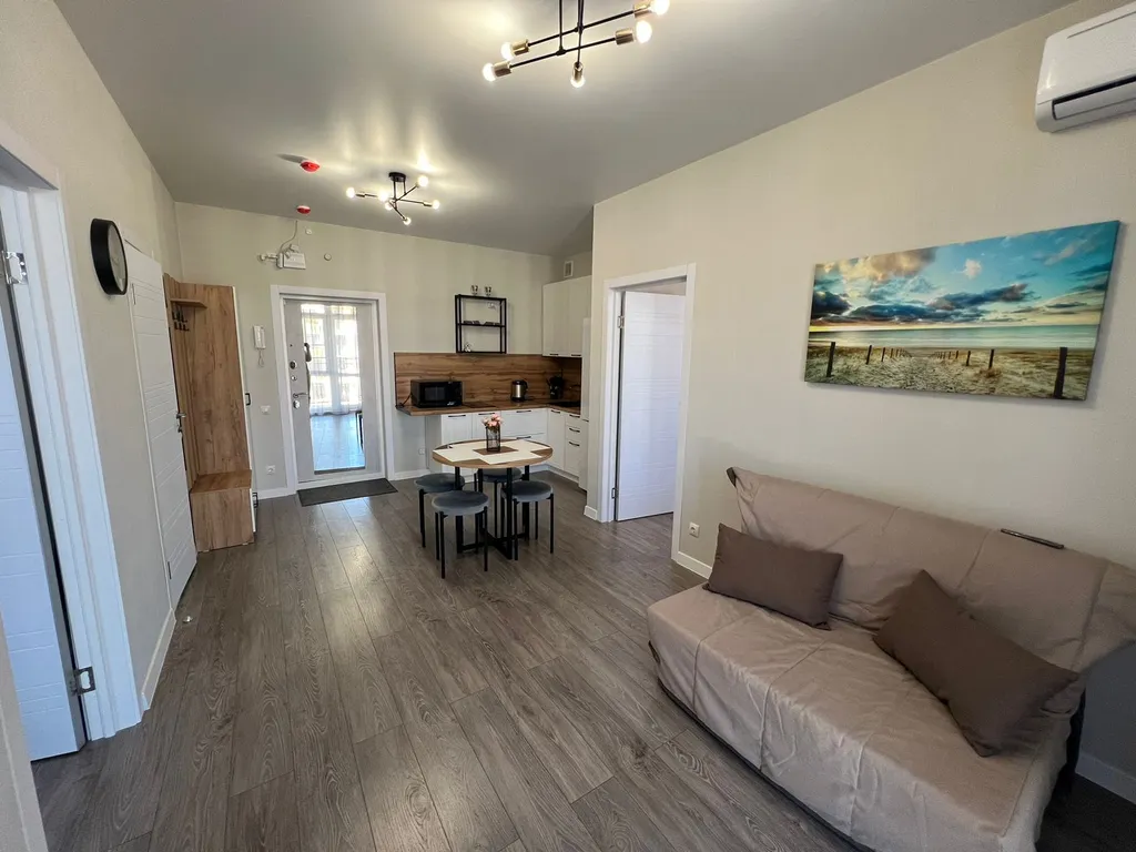 383 Евротри 2 санузла с бассейнами на 5 человек