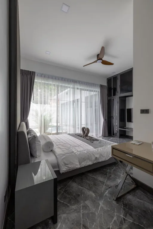 Вилла с частным бассейном в районе Най-харн