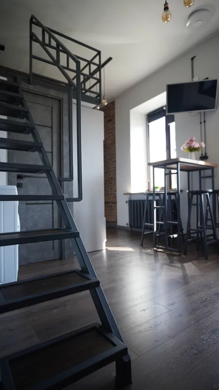 2х-уровневая студия в центре