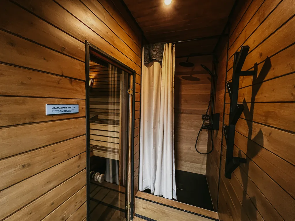 Плавучий дом Лосось