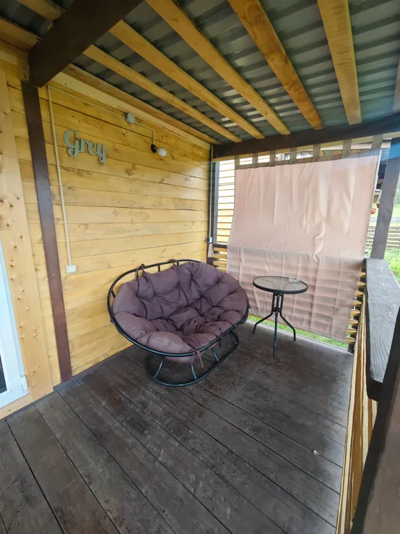 Домик с видом на горы