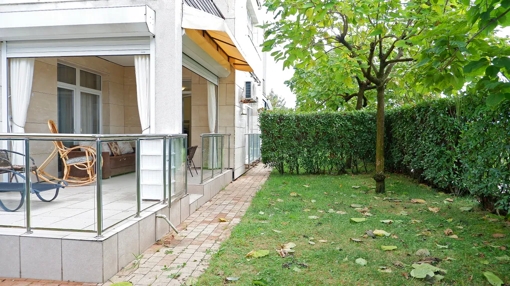 Квартира с выходом в сад -  Seagate