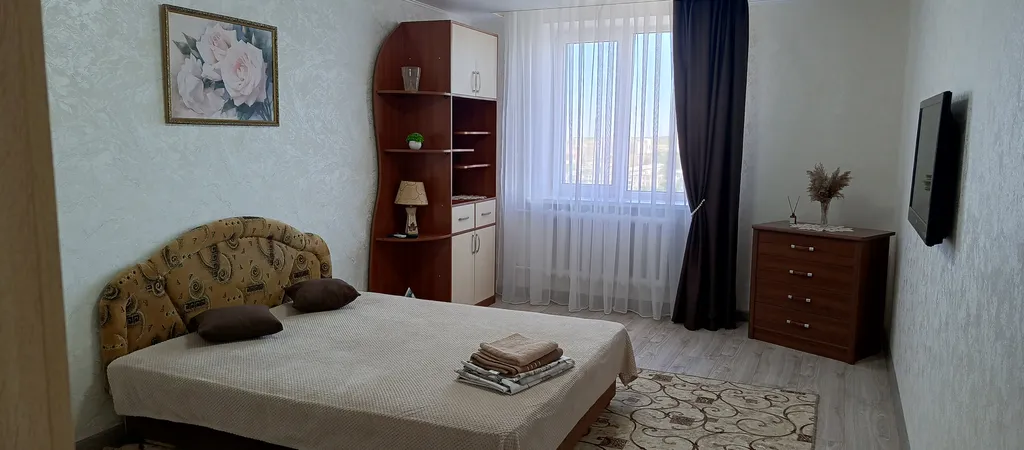 Квартира Чистая и уютная однокомнатная квартира в очень удобном районе города — Симферополь