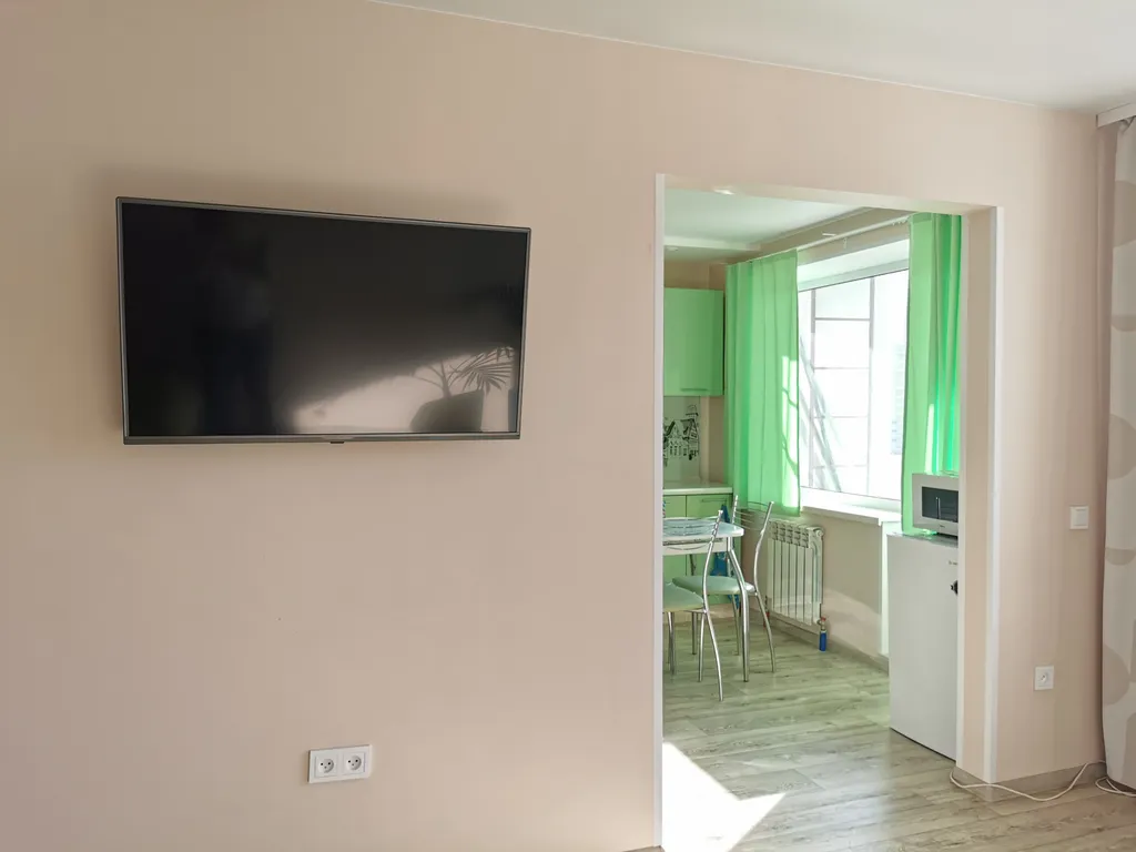 Новая светлая квартира с двумя балконами