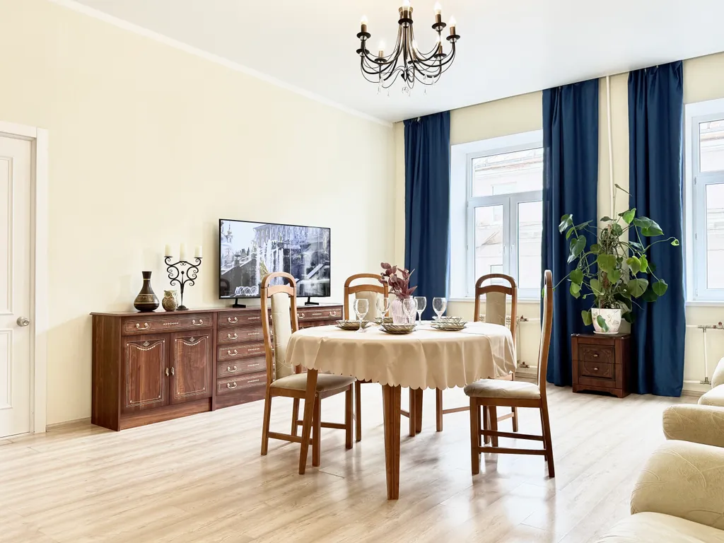 Квартира Квартира Петербургская классика в золотом треугольнике — Санкт-Петербург