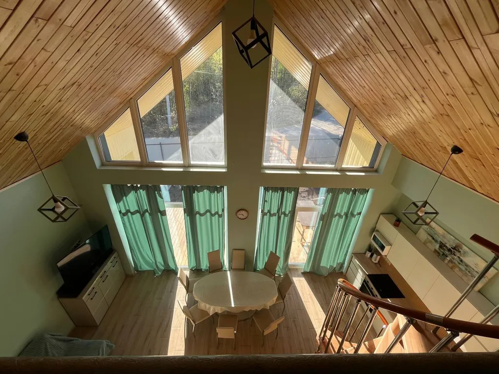 Дом Барнхаус Тихая сосна с баней и бассейном