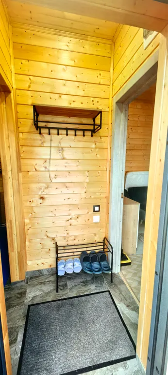 Дом с купелью и баней