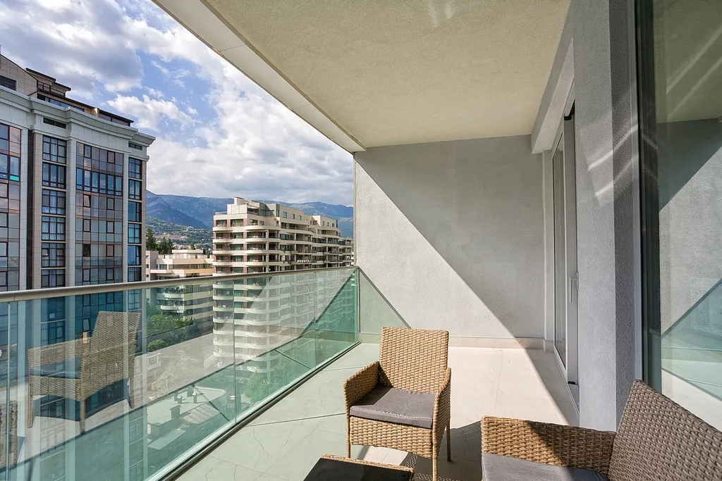 Шикарный апартамент с видом на горы