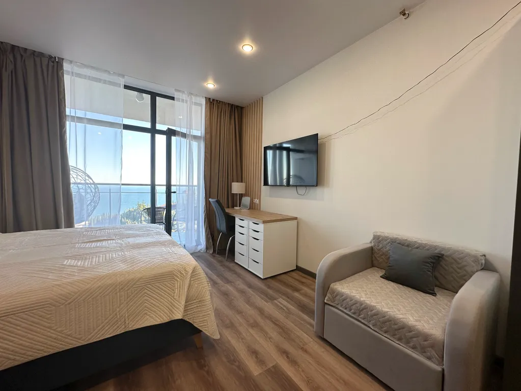 Дизайнерская студия Ls-space с видом на море с 8 этажа