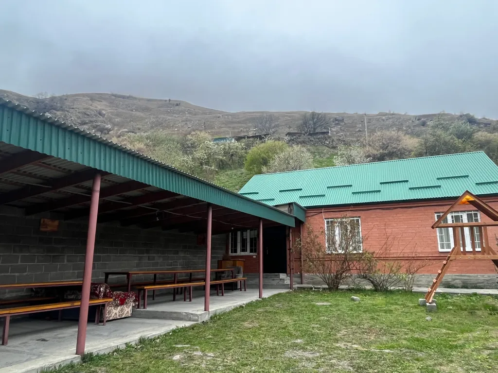 Домик у реки