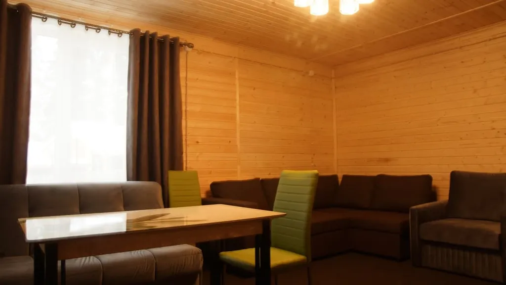 Коттедж Домик 6-местный — Архыз