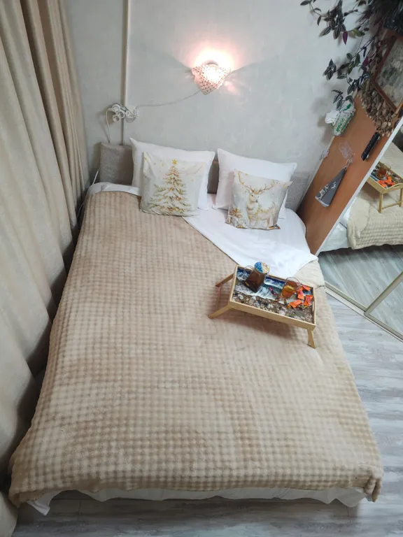 Студия почти в центре, рядом с Золотым мостом, Китайским консульством, фуникулером