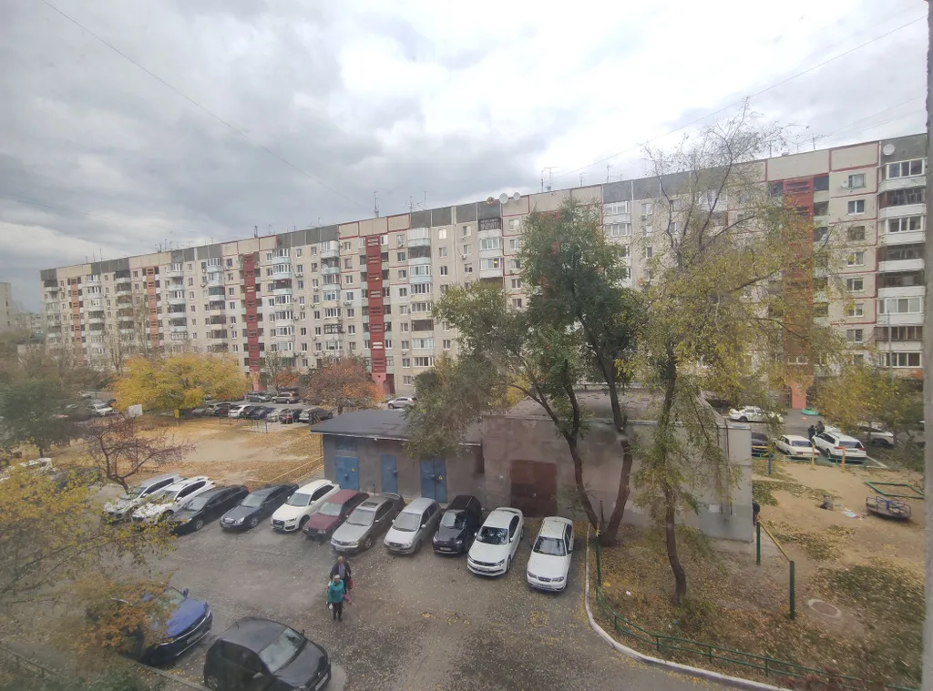 Квартира 3-комнатная квартира ochre apartament у Нефтегазового университета — Тюмень