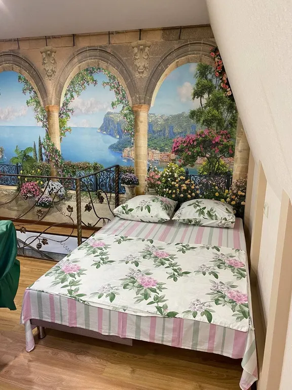 Квартира с бильярдом