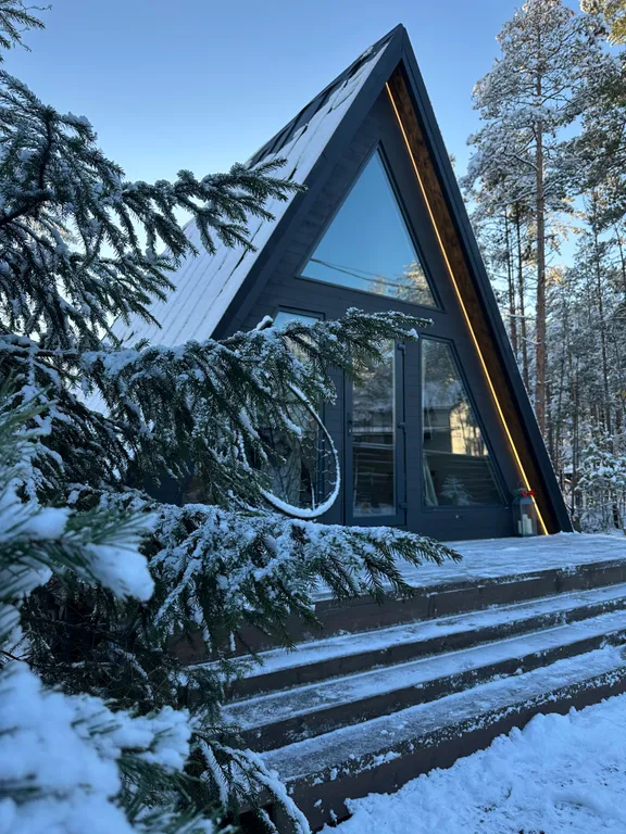 Дом A-Frame в Раздолье с сибирским чаном