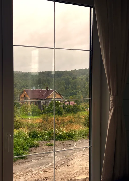 Панорамный двуспальный дом в Карелии рядом с Ладогой