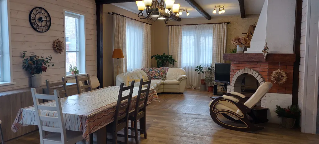 Коттедж Коттедж под сенью лесных деревьев — Москва