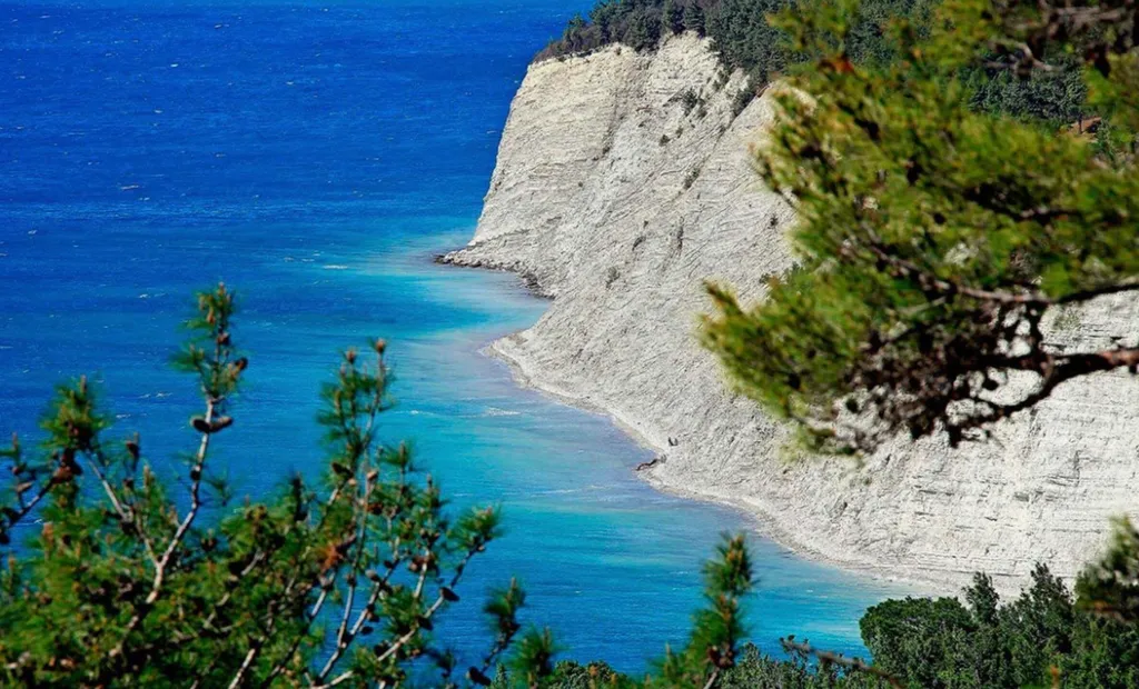 Коттедж Коттедж Семейный отдых на море — Прасковеевка