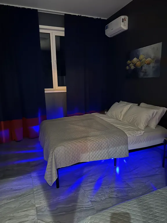 Новый стильный уютный коттедж вблизи от города