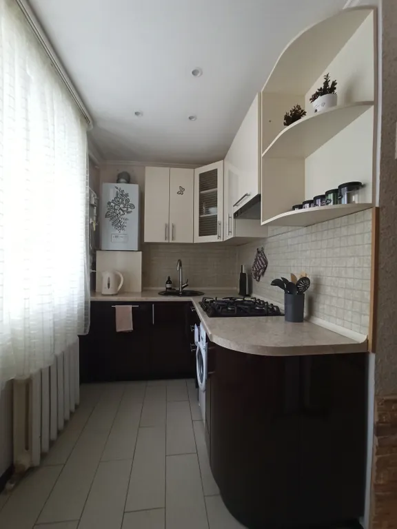 Квартира с отдельным входом и личным гаражом