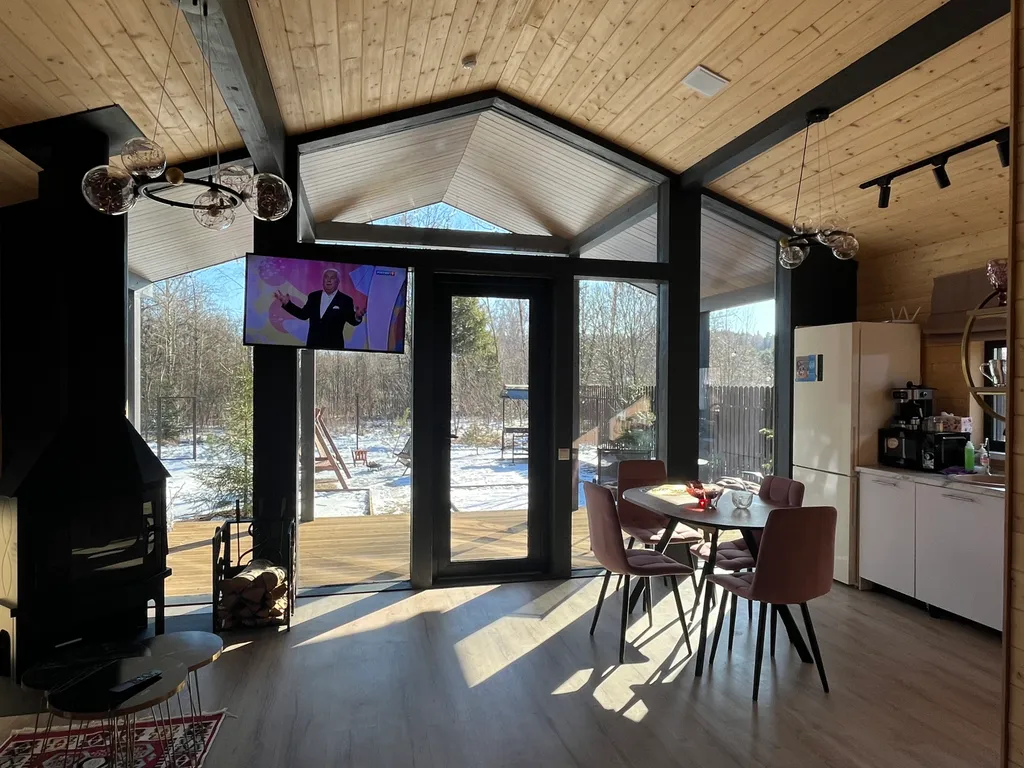 Дом у леса с баней и чаном