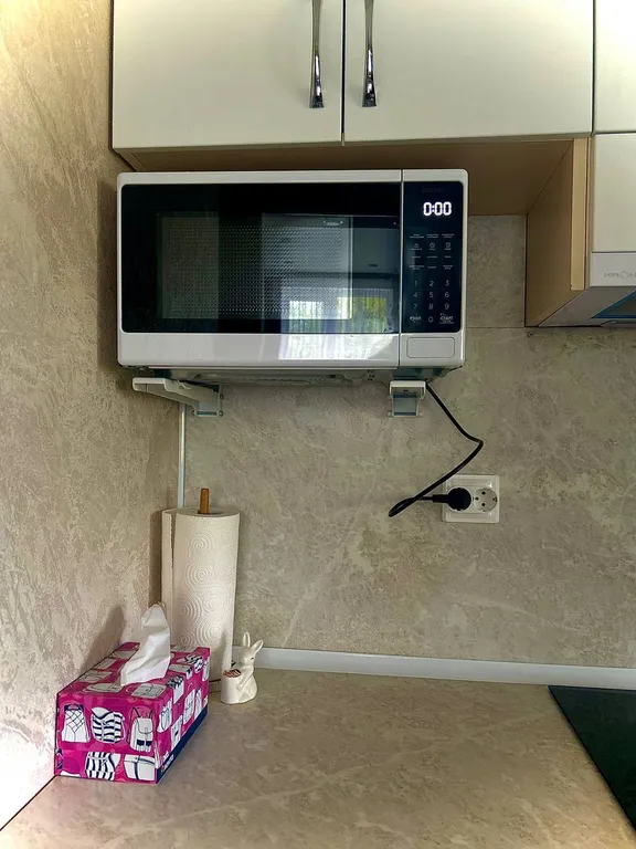 Уютный уголок у леса