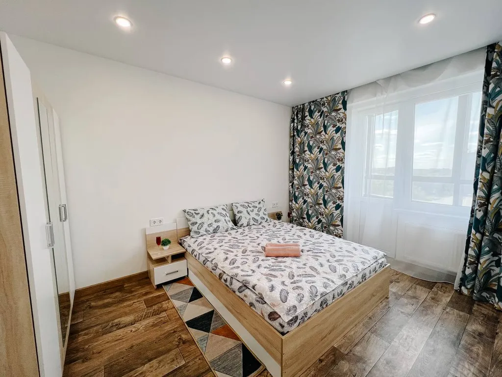 Квартира Шикарные трёхкомнатные апартаменты в современном ЖК Алые паруса — аренда посуточно в Киров