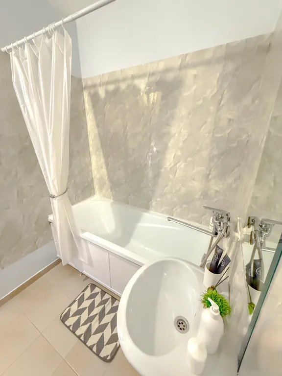 Сдаётся уютная квартира-студия в Екатеринбурге