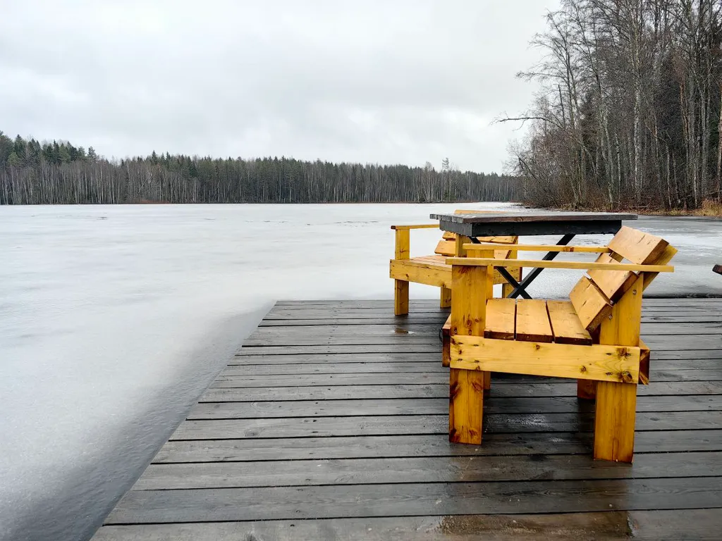 Дом на берегу озера в Карелии