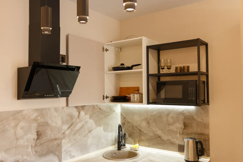 Уютная студия с дизайнерским ремонтом