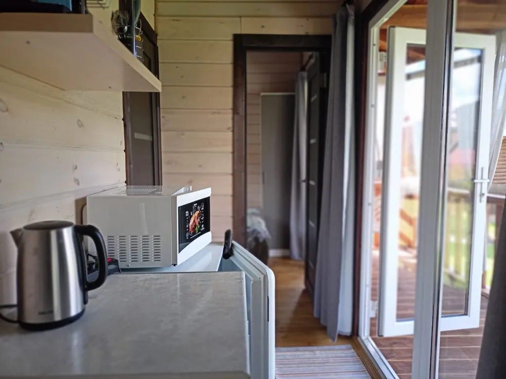 Двухкомнатный четырехместный гостевой дом с видом на горы №7