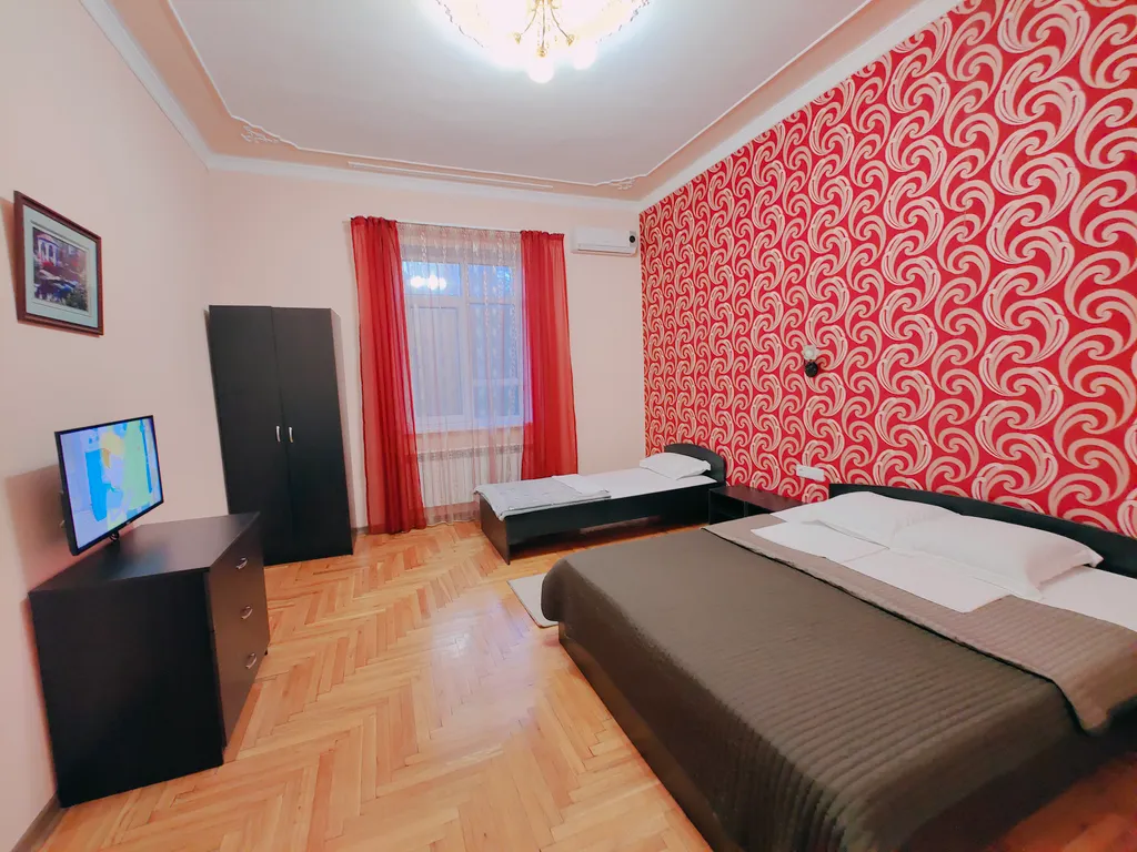 Коттедж Уютный дом с бассейном — Анапа