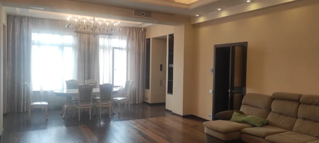 Эксклюзивные апартаменты с собственной бильярдной -Victory Park