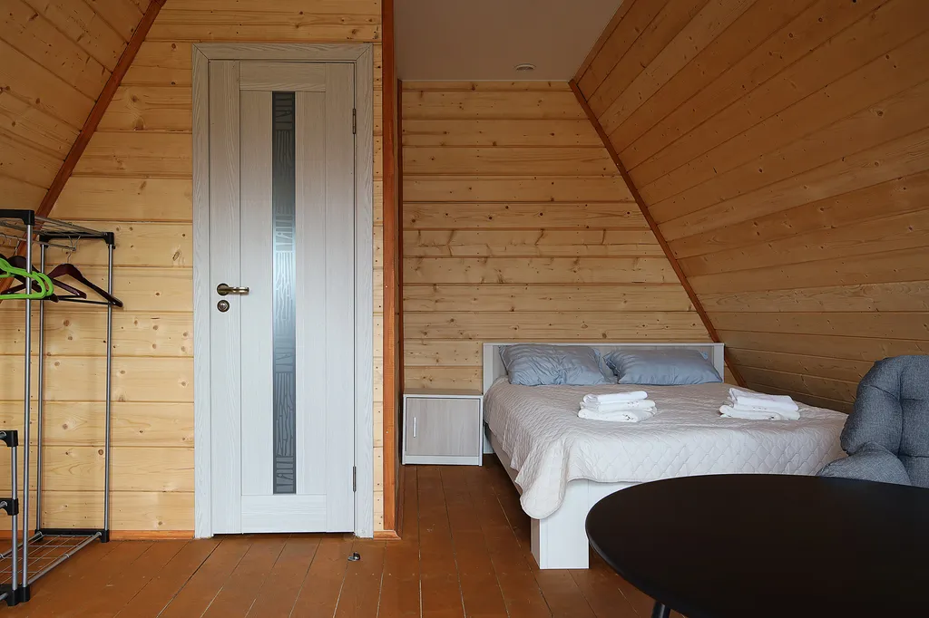 Коттедж Домик номер 1 Нивенские Озера — Калининград