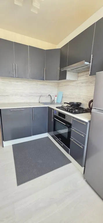 Квартира Двухкомнатная квартира с балконом — Колпино