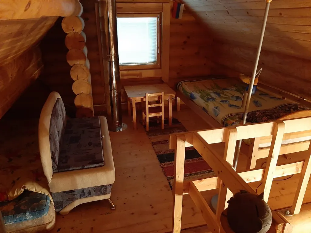 Дом на берегу озера