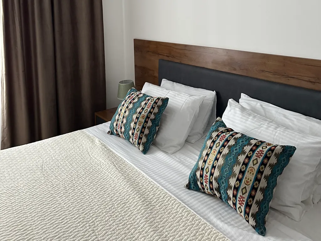 Полулюкс с патио и видом на бассейн