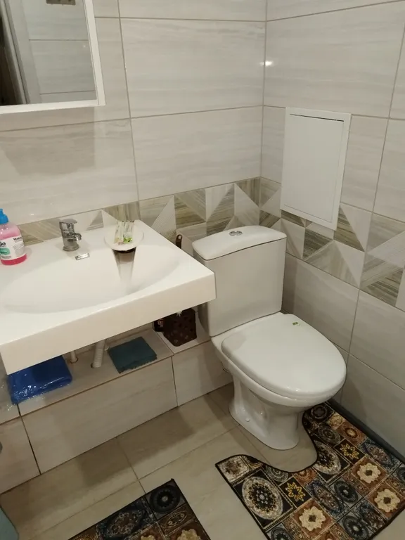 Квартира рядом, Академия здоровья и другими медицинскими учреждениями