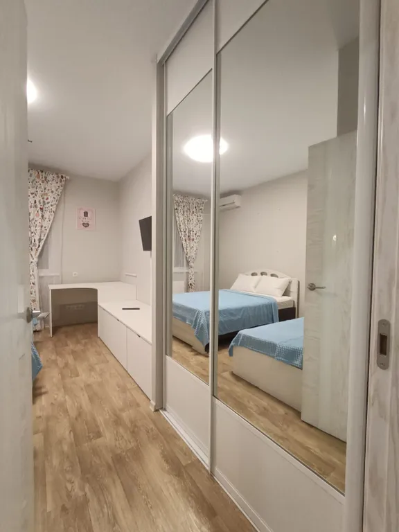 Видовая евротрешка у Мамаева Кургана в центре