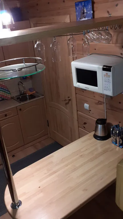 Коттедж Благоустроенный дом для двоих на берегу озера Селигер — Заборки