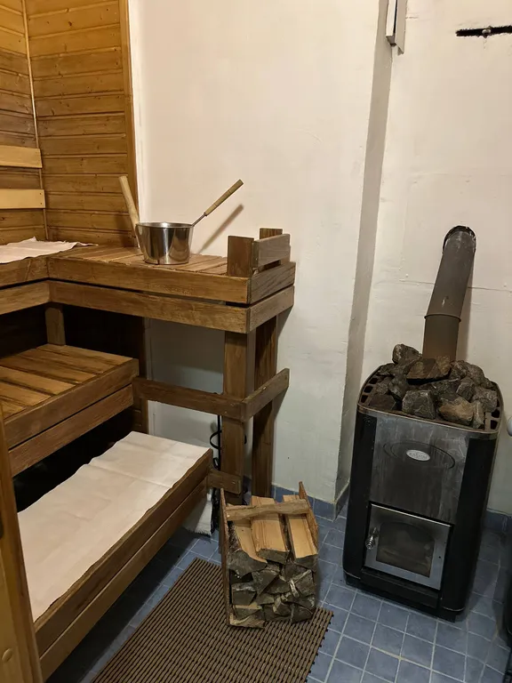 Дом c финской дровяной сауной и отдельной баней в Карелии