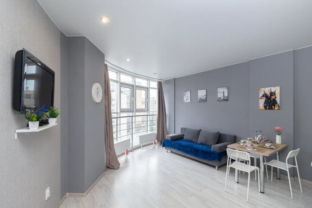 Квартира Просторная однокомнатная квартира для 4 гостей на мысу — Тюмень