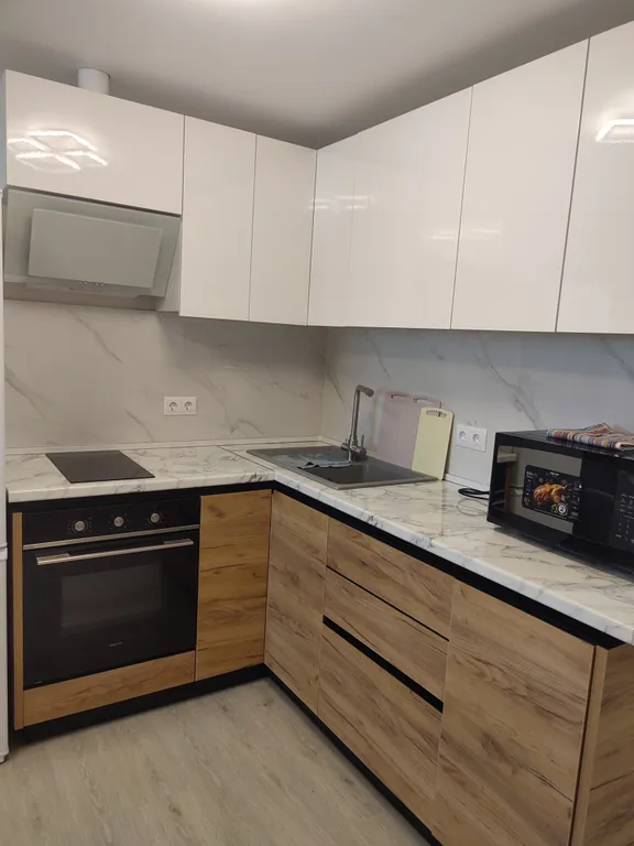 Новая, небольшая студия, евро, всё есть, кресло раскладывается