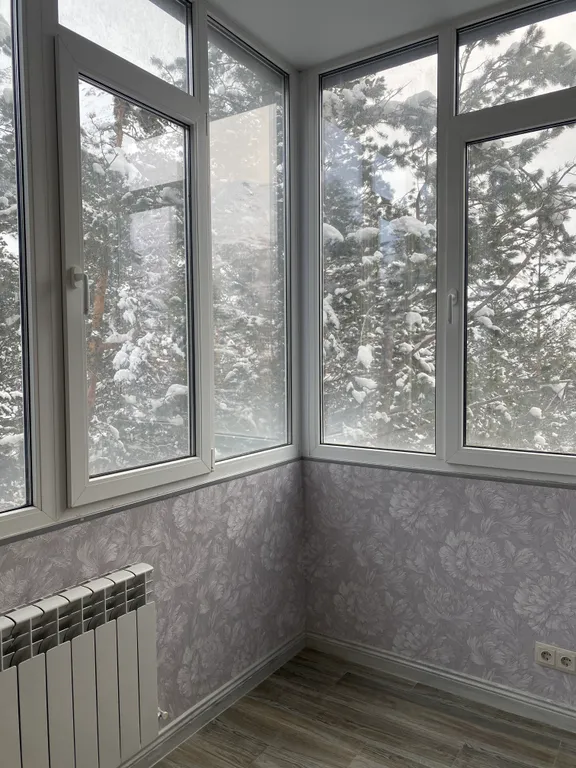 Современная квартира с видом на горы